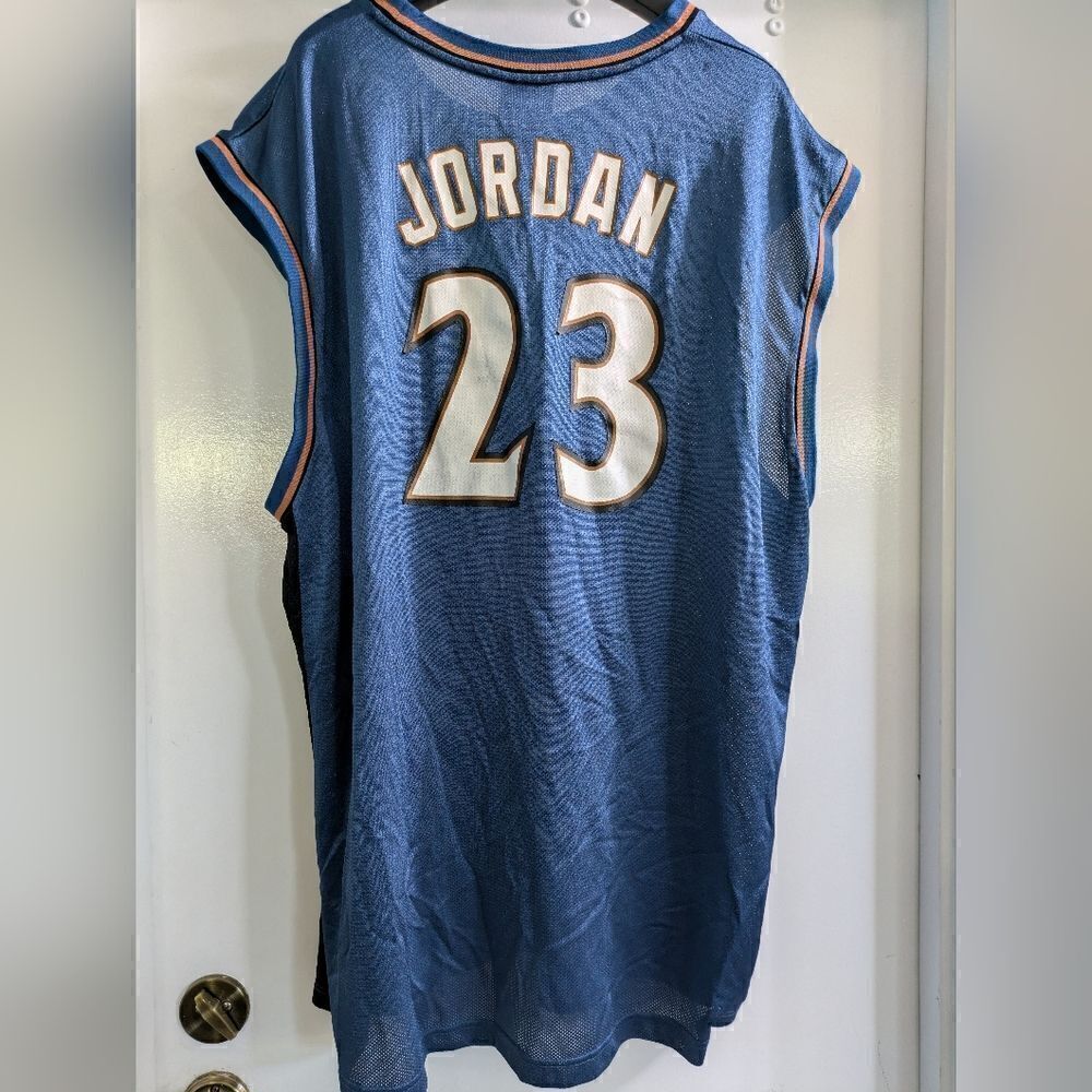 Vintage Wizards Jordan jersey Number 23 Blue Mens - Picture 5 of 5